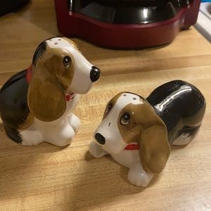 Pioneer Woman Beagle Salt and Pepper Shakers
